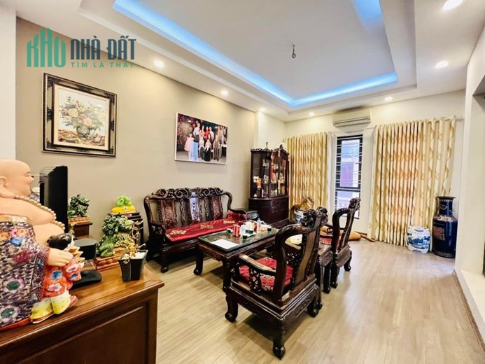 Bán nhà Vạn Phúc, Đông, 35m 4 tầng 3.7 tỷ, phân lô 2 mặt ngõ, gần Goldsilk