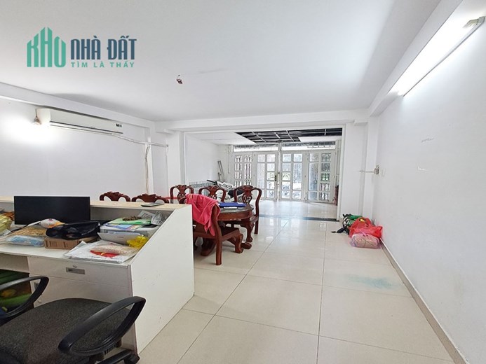 XE HƠI ĐẬU CỬA - ĐƯỜNG 7M KHU PHÂN LÔ THẠNH LỘC QUẬN 12, 5 TẦNG, NHÀ ĐẸP Ở NGAY, NHỈNH 4