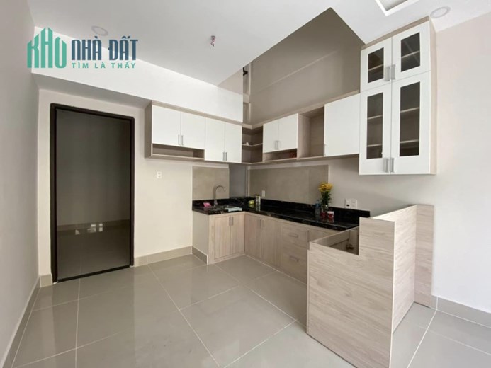 NHỈNH 6 TỶ - NHÀ MỚI ĐẸP - HXH - GẦN SIÊU THỊ EMART