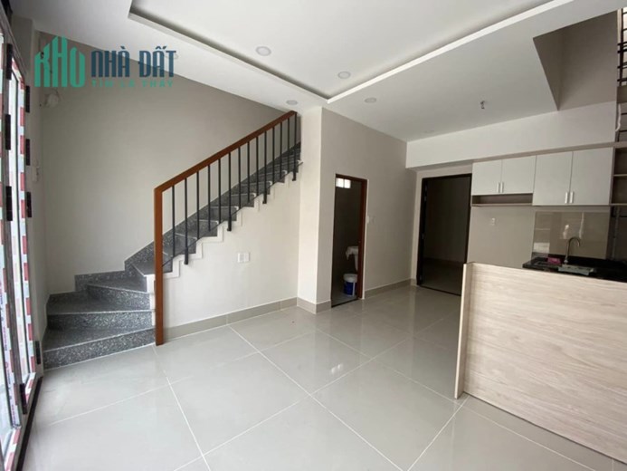 NHỈNH 6 TỶ - NHÀ MỚI ĐẸP - HXH - GẦN SIÊU THỊ EMART