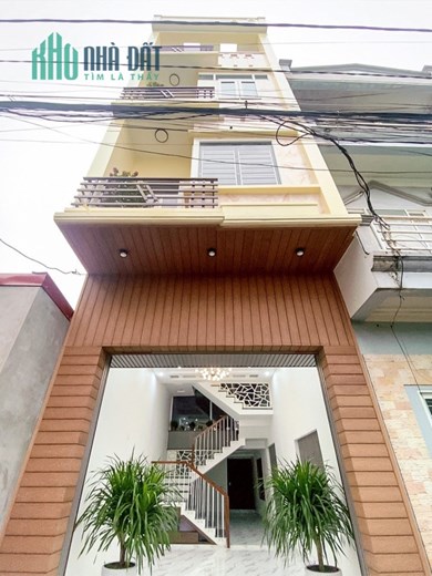 Bán nhà phố Trực Cát - Thiên Lôi, 60m 4 tầng ngõ 5m ô.tô đỗ cửa GIÁ chỉ 3.98 tỉ