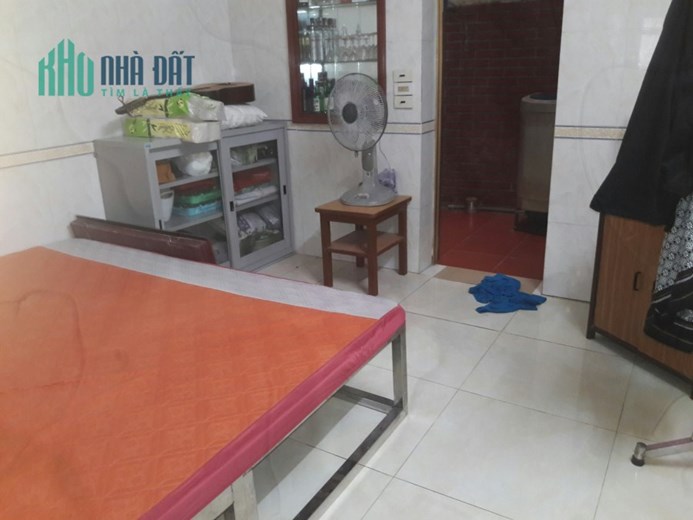 Bán nhà phố Thiên Lôi diện tích 65m 3 tầng sân cổng riêng GIÁ 3.5 tỉ, ngõ cực nông