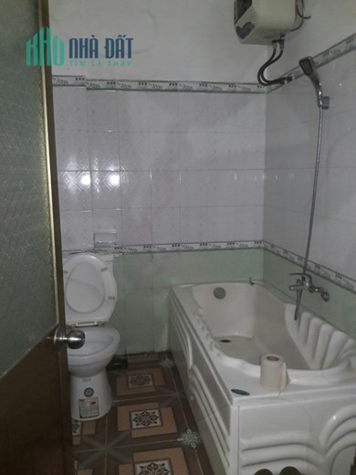 Bán nhà phố Thiên Lôi diện tích 65m 3 tầng sân cổng riêng GIÁ 3.5 tỉ, ngõ cực nông