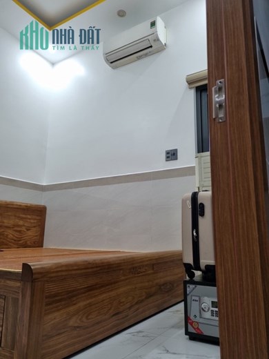 CHÀO BÁN NHÀ MẶT TIỀN ĐƯỜNG 7M5 3 TẦNG MỚI XÂY THIẾT KẾ CỰC ĐẸP. NẰM BÊN CẠNH SÔNG CẨM LỆ. HÒA
