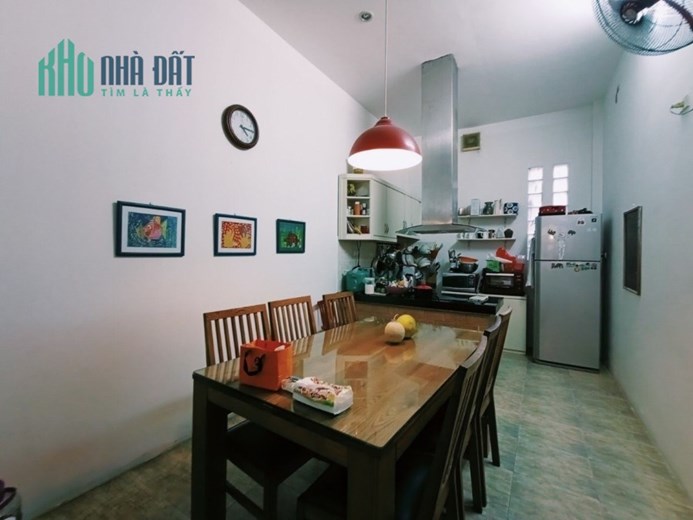Bán nhà Láng Đống Đa 56m 4 tầng 4 ngủ ngõ thông gần phố nhà đẹp ở ngay nhỉnh 5 tỷ lh 0975124520