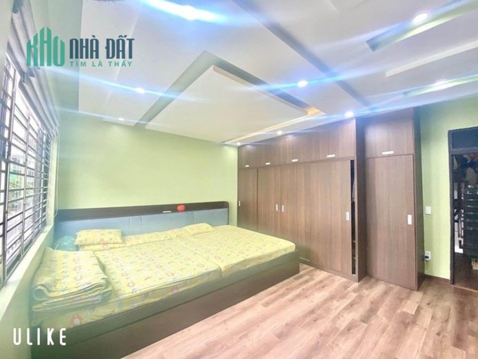 Bán nhà khu phân lô 193 Văn Cao - Thư Trung, diện tích 54m 3 tầng độc lập GIÁ 2.85 tỉ
