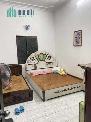 BÁN NHÀ NGÕ PHỐ HÀO NAM ĐỐNG ĐA HN. NHÀ ĐẸP Ở LUÔN. GẦN PHỐ .27M2 4 TẦNG GIÁ CHỈ 3 TỶ