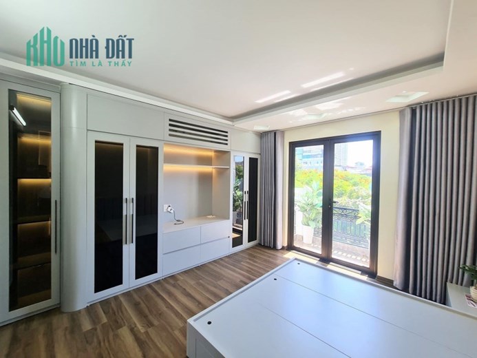 Bán nhà Xã Đàn, Đống Đa, 60m2, MT6m, lô góc, ô tô sát cửa giá 6 tỷ