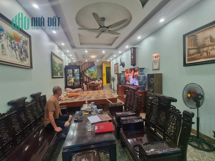 Mặt Phố Lương Yên 86m2*5 Tầng Thang máy MT 5m Vỉa hè, Kinh doanh 21.5 Tỷ