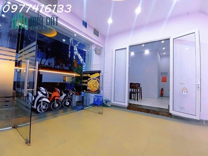 Siêu phẩm giảm 4 tỷ bán tòa VP mặt phố Vũ Phạm Hàm, Cầu Giấy 110m2, 7 tầng, căn góc