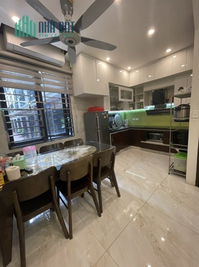 Bán nhà Ngọc Thụy ,Long Biên 4 tầng ,51 m2 ,Mt 4,4 m ,oto đỗ cửa giá nhỉnh 5 tỷ