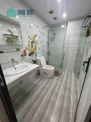 Bán nhà Ngọc Thụy ,Long Biên 4 tầng ,51 m2 ,Mt 4,4 m ,oto đỗ cửa giá nhỉnh 5 tỷ