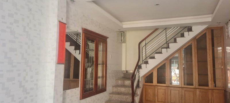 Nhà Đống Đa kiệt 4.5m, 30m2, 5 tầng, 2.x tỷ