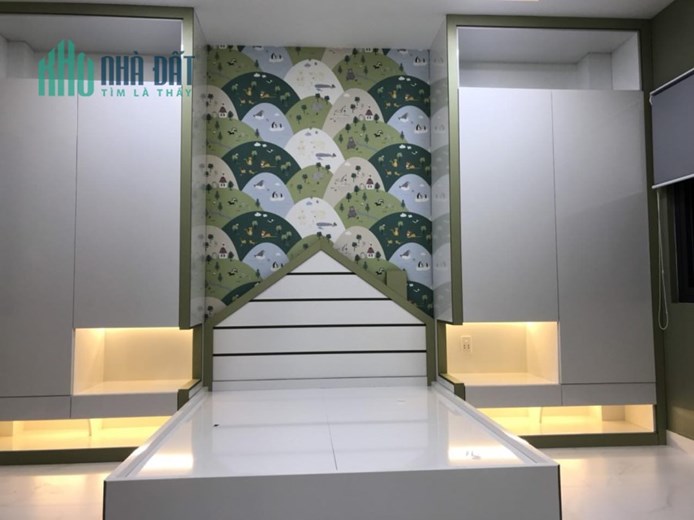 Cần bán nhà đẹp Trịnh Đình Trọng Tân Phú 70m2 4 tầng chỉ 8,4 tỷ TL.