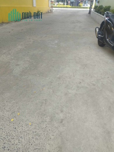 Nhà kiệt ô tô tránh nhau, sau lưng mặt tiền Điện Biên Phủ 1 căn, ô tô đậu đỗ 24/24
