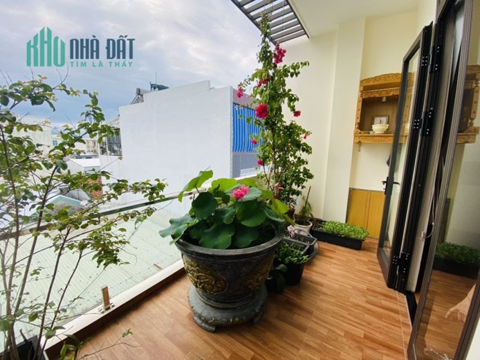 NHÀ KIỆT ĐƯỜNG PHAN BÁ PHIẾN, Ô TÔ ĐỖ CỬA, GIÁ CHỈ 3.9 TỶ.