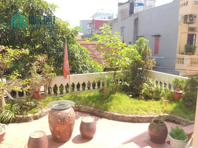 Bán nhà Hoàng Như Tiếp - Lô Góc - 79 m2 - ngõ Oto gần TH Ngọc Lâm