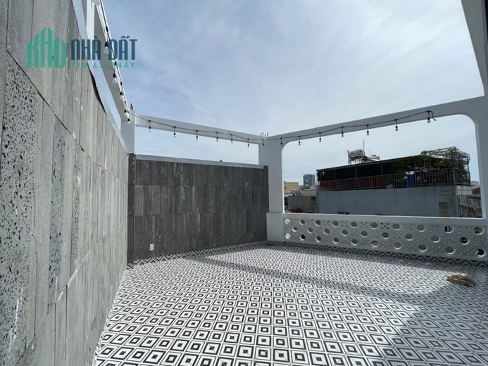 NHÀ KIỆT ĐƯỜNG LÊ ĐÌNH LÝ, VỊ TRÍ TRUNG TÂM, Ô TÔ ĐỖ CỬA, GIÁ CHỈ 4.95 TỶ.