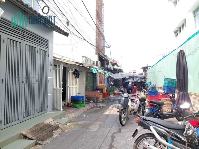Bán Gấp Mặt Tiền Kinh Doanh, Gần Vincom Lê Văn Việt, Thủ Đức Gần 60m2 Chỉ 4.1 Tỷ Lời Ngay Khi Mua