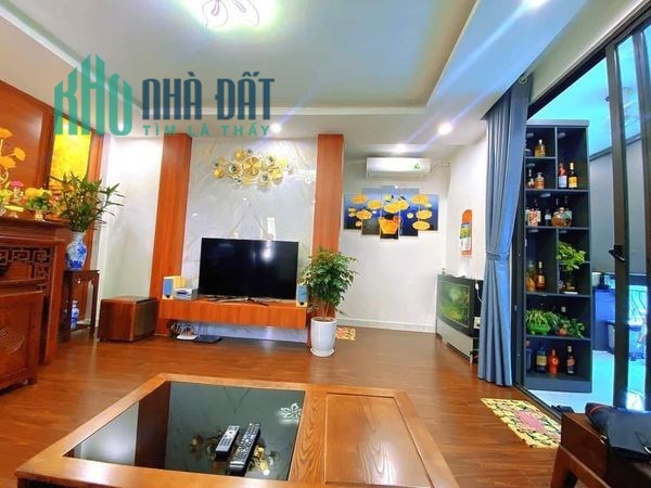 BÁN NHÀ TRẦN QUỐC HOÀN CẦU GIẤY, PHÂN LÔ, ÔTÔ, VỈA HÈ, KINH DOANH ĐỈNH, 50Mx6T GIÁ 13TỶ