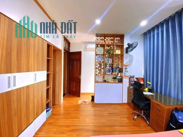BÁN NHÀ TRẦN QUỐC HOÀN CẦU GIẤY, PHÂN LÔ, ÔTÔ, VỈA HÈ, KINH DOANH ĐỈNH, 50Mx6T GIÁ 13TỶ