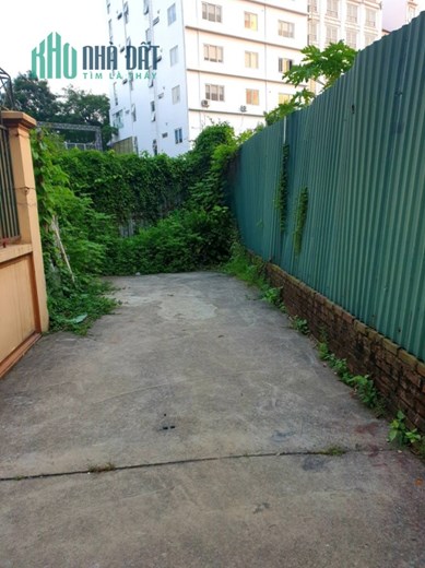 THỬA ĐẤT  NGUYỄN VĂN CỪ - NGÕ TỐ NHƯ PHỐ - ÔTÔ 7 CHỖ ĐỖ CỬA VÀO NHÀ -  100m LÊN CẦU CHƯƠNG DƯƠNG