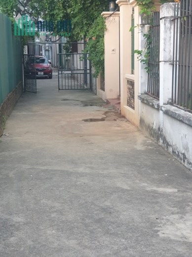 THỬA ĐẤT  NGUYỄN VĂN CỪ - NGÕ TỐ NHƯ PHỐ - ÔTÔ 7 CHỖ ĐỖ CỬA VÀO NHÀ -  100m LÊN CẦU CHƯƠNG DƯƠNG