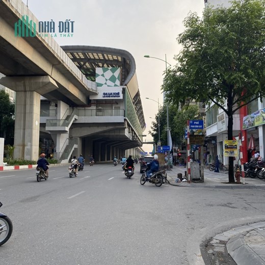 Bán nhà phố Phan Đình Giót, Hà Đông, Ô TÔ đỗ cửa, DT 70m2, MT 8,5m Giá nhỉnh 5 tỷ
