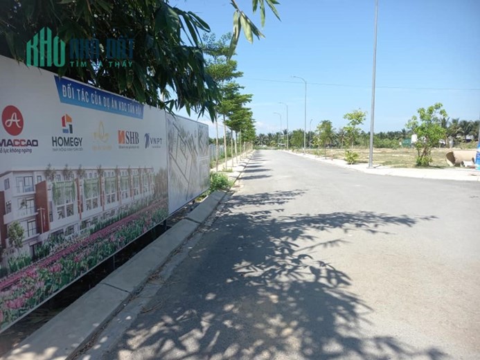 Với 998tr sở hữu ngay 1 lô đất 100m2 tại KDC Tân Hội đầu TP . Phan Rang