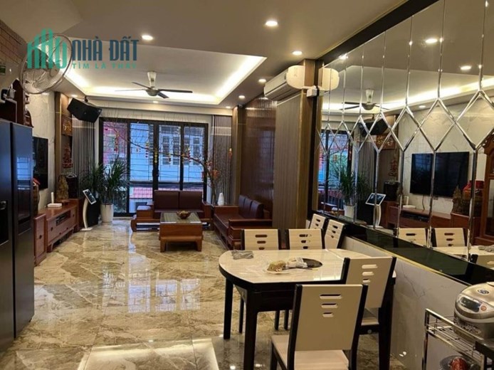 Cần bán gấp căn nhà 5 tầng x 50m2 phân lô Văn Khê– Hà Đông