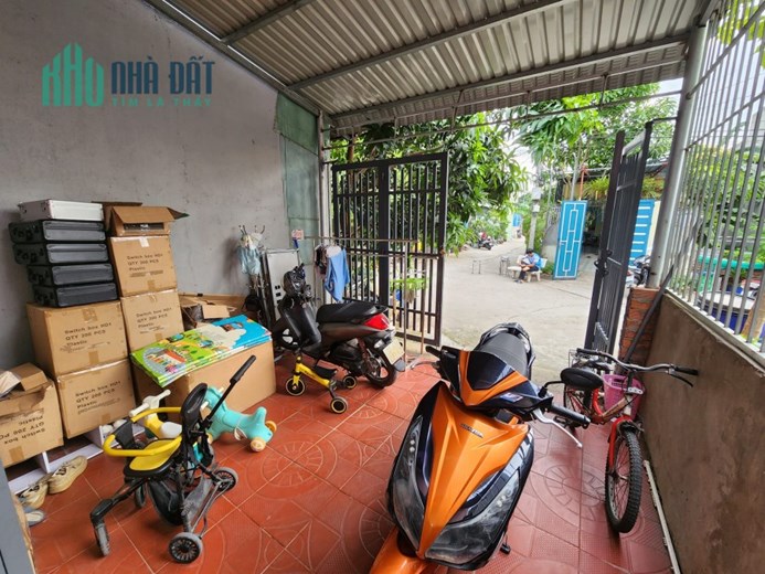 NHÀ RẺ , HẺM XE HƠI, 2 TẦNG ĐƯỜNG NGUYỄN DUY TRINH , LONG TRƯỜNG , QUẬN 9