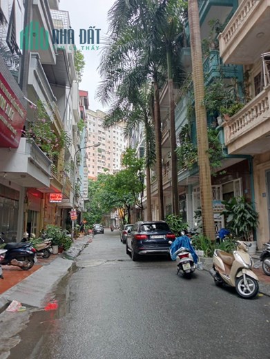 bán nhà ngõ Phạm Tuấn Tài . Trần Quốc Hoàn. Đặng Thùy Trâm . Cầu giấy dt 55 m2 giá 18,5 tỷ