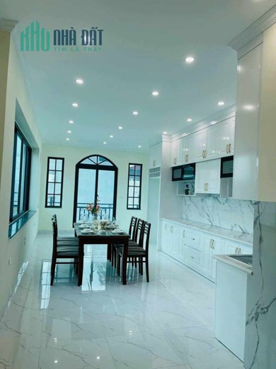 bán nhà ngõ Phạm Tuấn Tài . Trần Quốc Hoàn. Đặng Thùy Trâm . Cầu giấy dt 55 m2 giá 18,5 tỷ