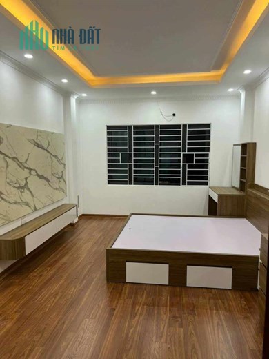 bán  nhà xây mới tại 530 Thụy Kuê Bưởi Hoàng Hoa Thám Lạc Long Quân  Ba Đình dt 33 m2 giá 4,8   tỷ
