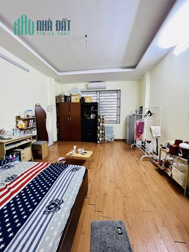 VÀO VIỆC !!! VIP trung tâm Mỹ Đình, 38m2  5 Tầng, Vỏn vẹn 5 Tỷ
