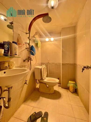 Bán nhà mặt ngõ KD Bạch Mai, HBT, 43m, 5T, trung tâm, tự xây, KD nhộn nhịp giá hơn 5 tỷ.