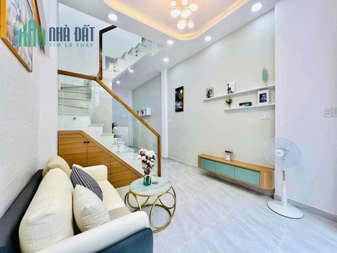 NHÀ BÁN HẺM Ô TÔ .ĐƯỜNG PHẠM VĂN CHIÊU.40M2 GIÁ RẺ.CHỦ XOẮN, GIẢM 300TR, TẶNG NỘI THẤT