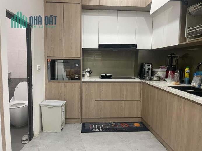 Bán nhà Hoàn Kiếm, lô góc, ngõ thông, 50m, 4T,sang trọng, nội thất cc,giá 5.8 tỷ