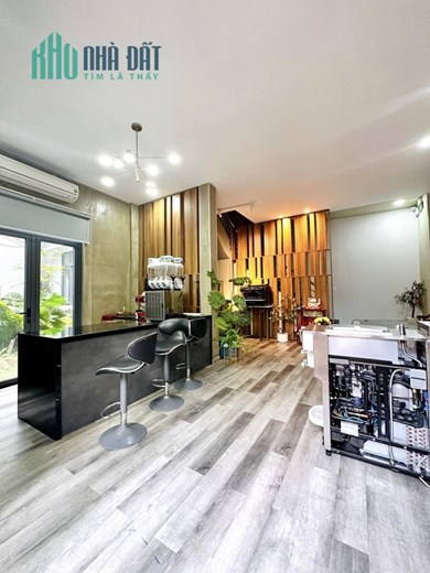 NHÀ 3 TẦNG - 100M2 - NHỈNH 10 TỶ - HXH LÊ QUANG ĐỊNH BÌNH THẠNH - SÁT MẶT TIỂN
