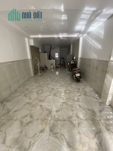 Hạ giá bán rẻ nhà phố tiện kinh donah 4 x 14m Lý Nam Đế F7Q11 TP.HCM
