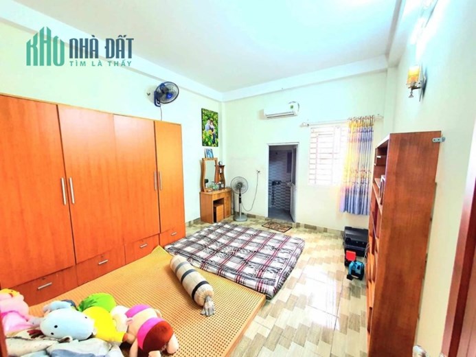 Ngộp Bán Nhà Phan Anh HXH 4,5 x19m - 3 tầng BTCT