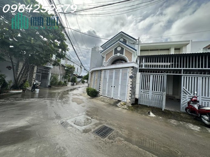 Bán nhà 2 tầng đường Gò Cây Sung Nha Trang
