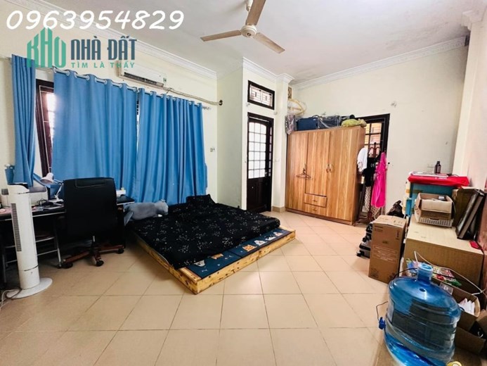 BÁN NHÀ HOÀNG CẦU, QUẬN ĐỐNG ĐA - LÔ GÓC - Ô TÔ VÀO NHÀ - TRƯỚC NHÀ 2 Ô TÔ TRÁNH - CHỈ 5.85 TỶ