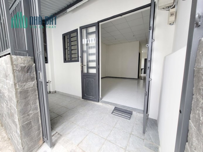Nhà thuê - 100m2 hẻm Dương Bá Trạc P2Q8 - Giá : 12 Triệu