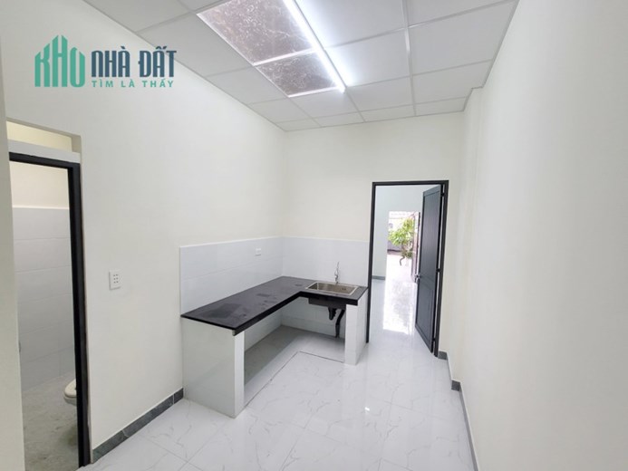 Nhà thuê - 100m2 hẻm Dương Bá Trạc P2Q8 - Giá : 12 Triệu