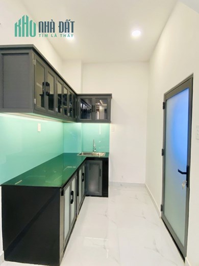 Nhà bán 3 Tầng mới, đẹp hẻm thông 198 Dương Bá Trạc P2Q8
