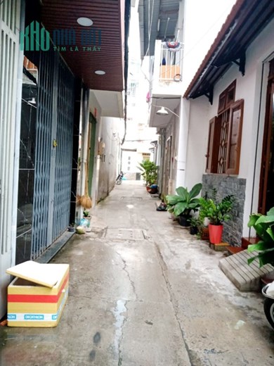 Nhà bán 3 Tầng mới, đẹp hẻm thông 198 Dương Bá Trạc P2Q8