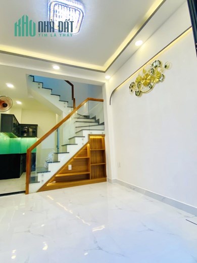Nhà bán 3 Tầng mới, đẹp hẻm thông 198 Dương Bá Trạc P2Q8