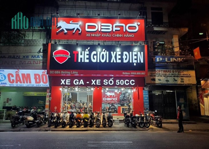 Cho thuê Tầng 1,2 địa chỉ 684 đường Láng hướng chính Tây Nam, diện tích 90m2, mặt tiền 8,8m cách