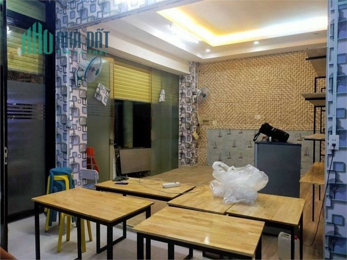 Mặt bằng mặt tiền Phú Thuận, P.Phú Thuận